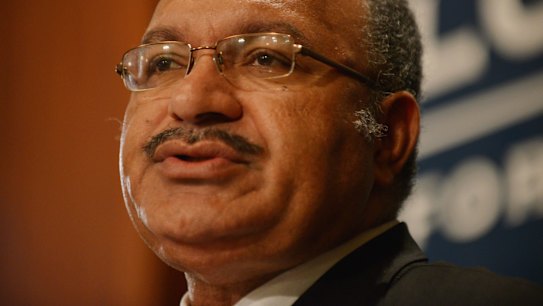 Papua New Guinea Prime Minister Peter O'Neill has called for Australia to take a greater role in the Myanmar humanitarian crisis.