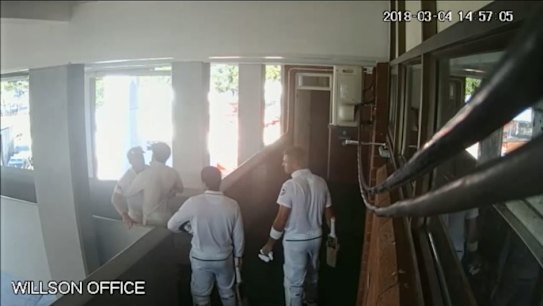 'Outright disgusting': Warner slams South African for wife sledge