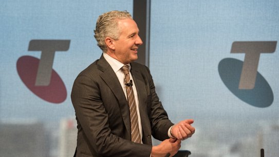 Telstra refuses to reveal how many Australians caught up in 000 outage