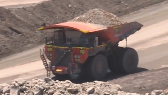 The government is facing an uphill battle to get its new environmental protection laws through parliament.