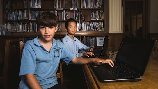 NAPLAN online comes to Canberra schools as ACT pushes national review