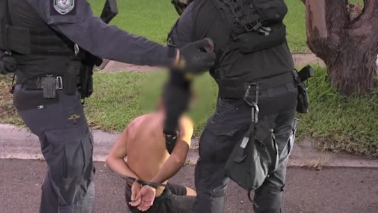 Police have foiled an alleged murder plot against an underworld figure, arresting two men in Sydney.