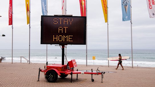 Public warning sign at Manly Beach, after the Coronavirus COVID-19 Outbreak in Avalon on Sydneyâs Northern Beaches over recent days. The Northern Beaches have been placed back into lockdown. Photographed Sunday 20th December 2020. Photograph by James Brickwood. SMH NEWS 201220. Christmas. 