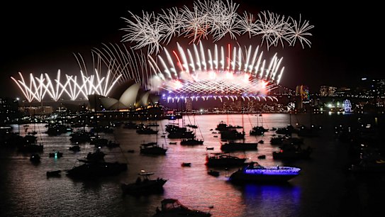 The midnight New Year's Eve fireworks over Sydney Harbour, viewed from Mrs Macquaries Point.