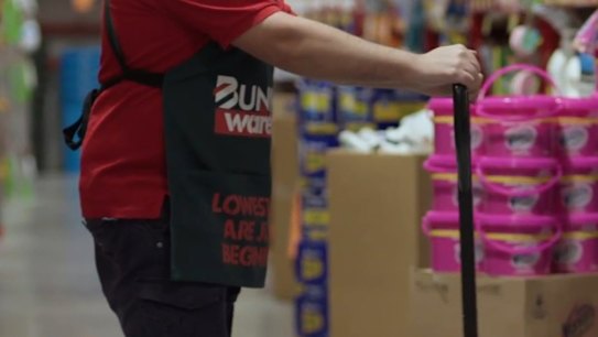 Hardware store Bunnings has come under fire for breaching customer safety by using a facial recognition tool in its stores across NSW and VIC.