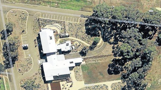 'A dangerous precedent': NZ teen held in immigration detention centre