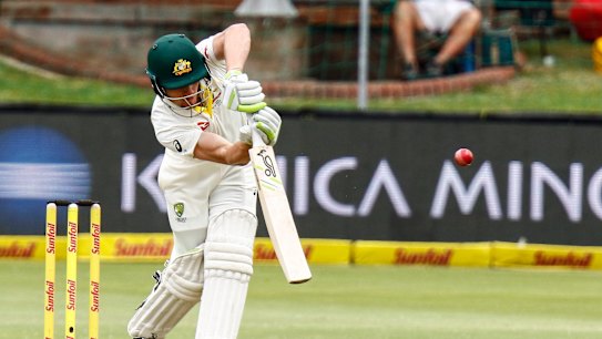 Australia keen to get under 'hacked' Philander's skin in third Test