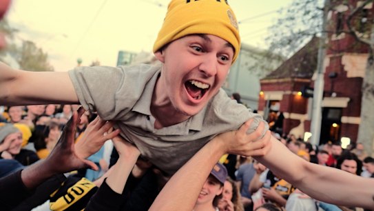 Richmond supporters celebrating 