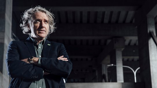 'We're not being trusted': Teachers drowning in paperwork at expense of teaching