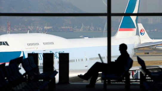 In China, shonky bankers banned from flying
