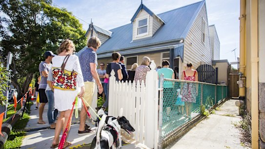 One in five people with a mortgage wouldn’t qualify today, broker warns