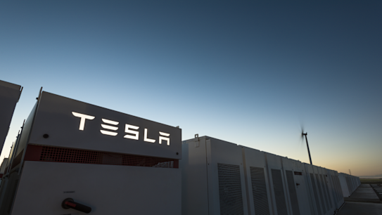 Victoria to turn to Tesla battery power in time for next summer
