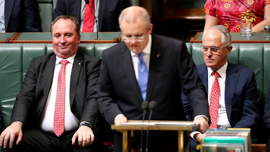 Barnaby Joyce, Scott Morrison and Malcolm Turnbull have all sung from the same songsheet on Monday in calling for Bill Shorten to sack Sam Dastyari.