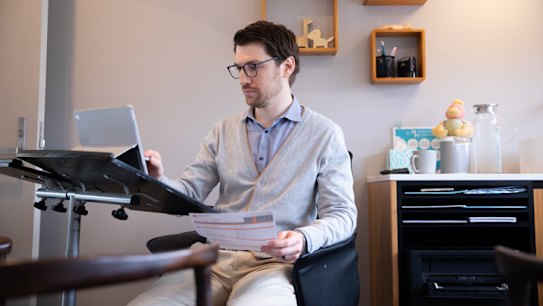 Paul Tescher, the clinical director of HealthMint Medical Centre, said they transitioned to having nine out of ten patients treated via telehealth.