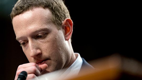 Senate vents at Zuckerberg but may not curb Facebook