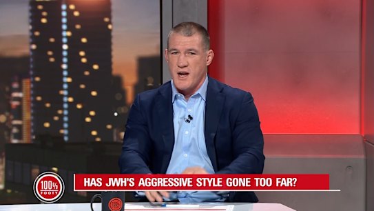 Paul Gallen has called for the use of the Bunker to be minimised and more power given to the referee.