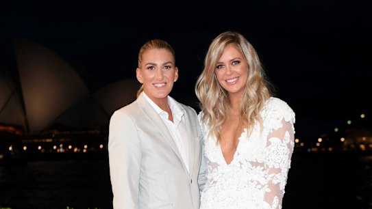 Brisbane Broncos NRLW player Ali Brigginshaw (left) and Kate Daly arrive at the Dally M Awards.