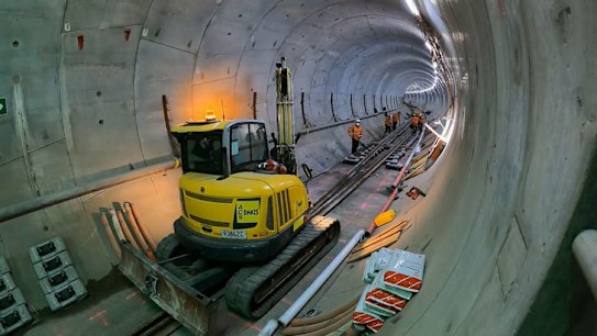 Train tracks between Brisbane's Albert Street and Woolloongabba stations are completed.
