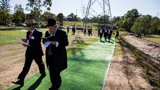 Burial plots running out but minister rejects cemetery privatisation