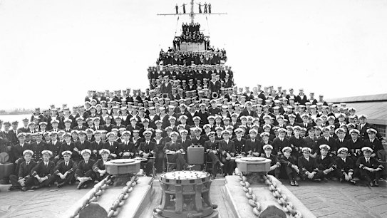 HMAS Perth's ship's company in Fremantle, August 1941.
