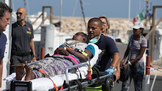 Germany agrees to take migrants after plea by Italy