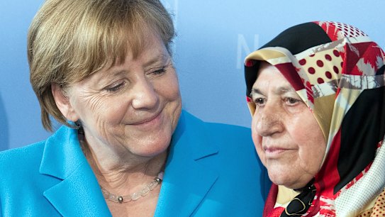 Merkel 'aware' of Germany refugee agency chaos in 2017