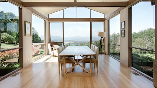 Moorabinda Lodge with sweeping views of the Yarra Valley was designed for then owners the Bankins in 1962.