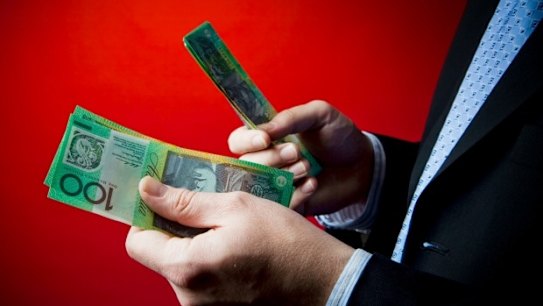 Federal parliamentary backbenchers' salary will rise to $199,040 from January.