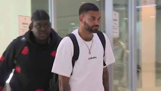 Disgraced former AFL player Tarryn Thomas' bid to resume his footy career at Swan Districts falls through.