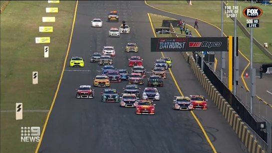 Jamie Whincup and Will Davison went toe to toe in the opening moments of Race 26 before Anton de Pasquale took out the win