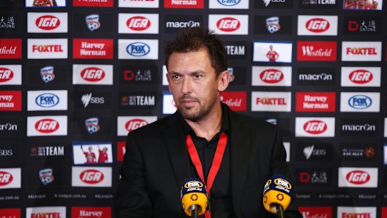 Wanderers coach Tony Popovic said the club's response to their problematic active supporters was "fantastic".
