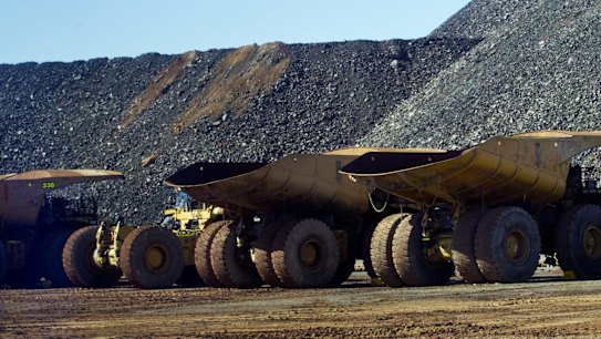 Kalgoorlie rail line could be uprooted to allow Super Pit expansion