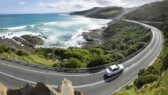 Road tolls or day passes a possibility for Great Ocean Road visitors