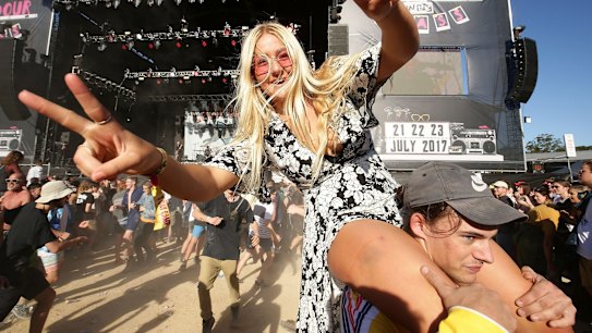 BYRON BAY, AUSTRALIA - JULY 22: A festival goer watches Luca Brasi perform during Splendour in the Grass 2017 on July 22, 2017 in Byron Bay, Australia. (Photo by Mark Metcalfe/Getty Images)