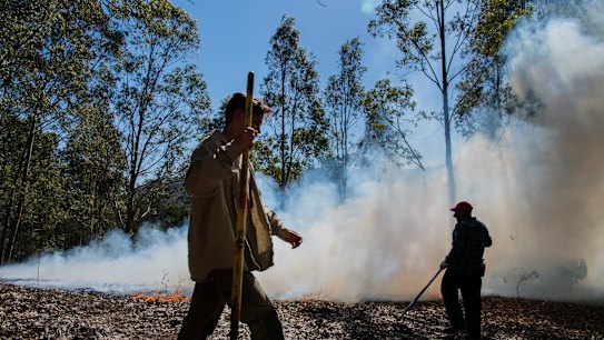 Fighting fire with fire: cultural burning at Bundanon brings life back to the land