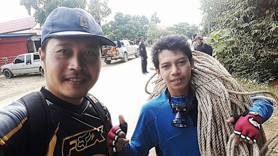 Birds' nest hunters look for high way out for boys trapped in Thai cave