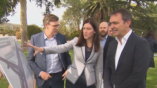 South Australian Liberal MP Nicole Flint has quit politics and won't contest her seat for reelection.