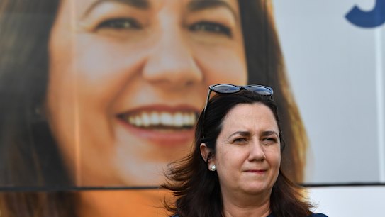 Premier will not follow Anna Bligh's lead and ban cash for access