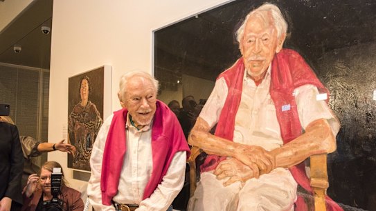 Winner of the 2021 Archibald award artist Peter Wegner with his portrait of Guy Warren.
Pictured is Guy Warren
4th June 2021
Photo: Steven Siewert
