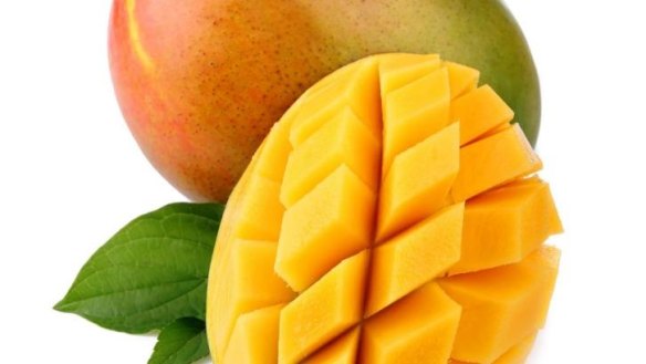 Fresh mangoes: buy a tray.