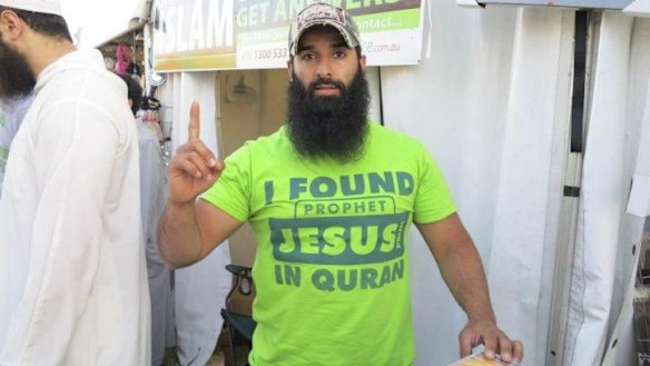 Wanted terrorist Mohammad Ali Baryalei working for the Street Dawah movement.