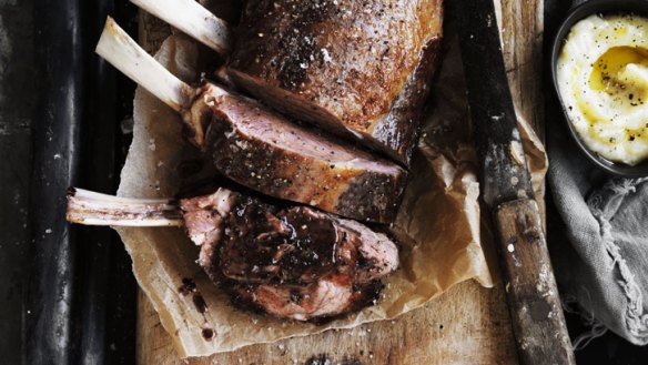 Tender, juicy and delicious: How to cook a rack of veal.
