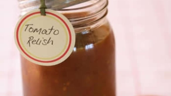 Spicy tomato relish