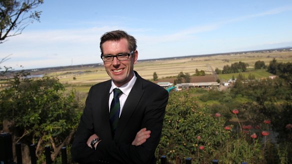 The government has confirmed it has used people on 457 visas to fill 32 full-time jobs following its decision to outsource ServiceFirst. Minister for Finance, Services and Property, Dominic Perrottet said 32 workers will continue in the role.