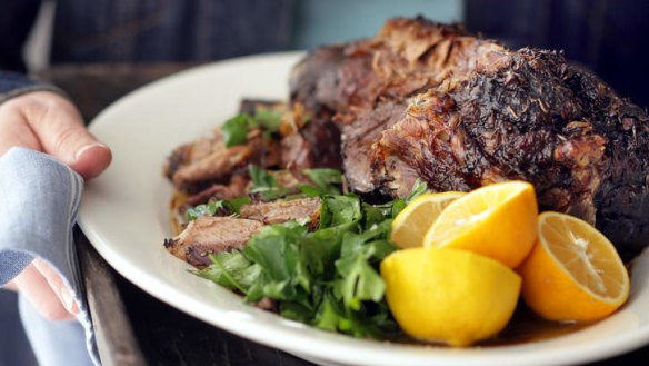Liven up the flavour of the meat with some salt, lemon and parsley.