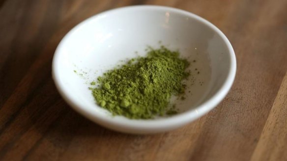 Ground whole-leaf matcha tea is high in antioxidants.