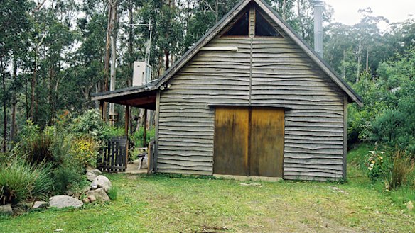 Forest hideaway ... Misty Mountain Cottage among the gum trees.