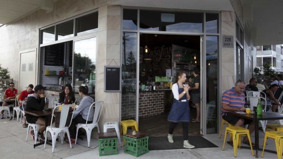 Gasolina buzzes with cheery and knowledgeable staff, but can get noisy due to its position on a major road.