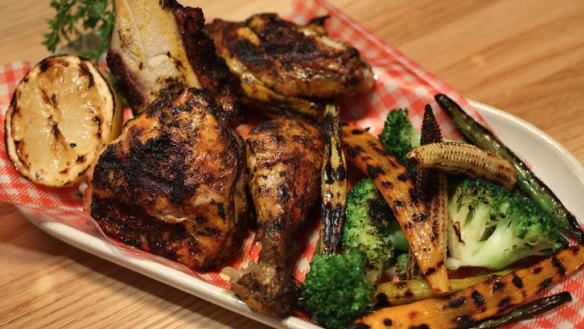 La Peurta pollo is like chicken in a basket, Colombian-style.