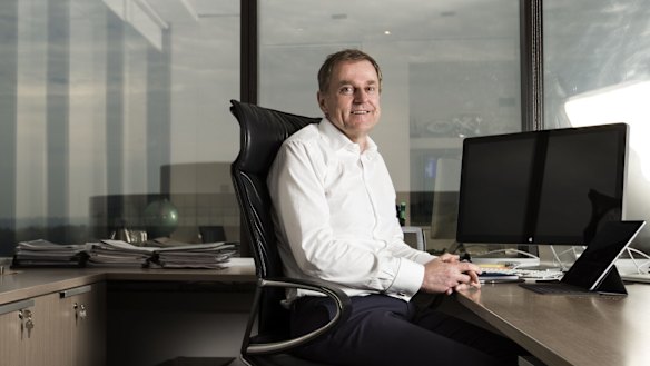 Former Foxtel boss Peter Tonagh is set to head the efficiency review into the ABC.